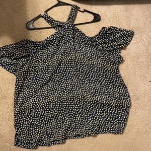 Criss cross short sleeve blouse